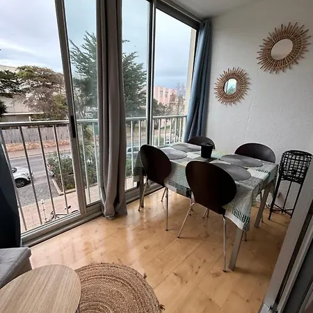 아파트 Petit T2 Proche De La *