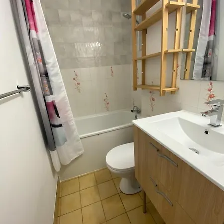 アパート Petit T2 Proche De La *