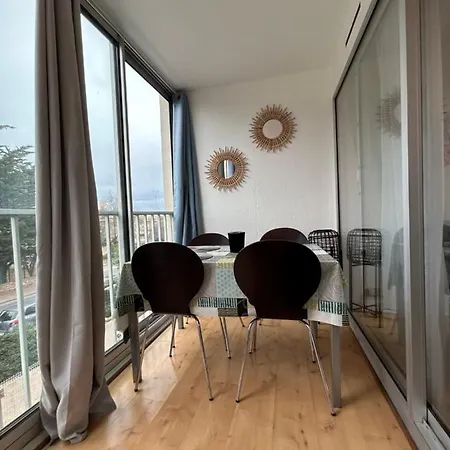 Petit T2 Proche De La Sète